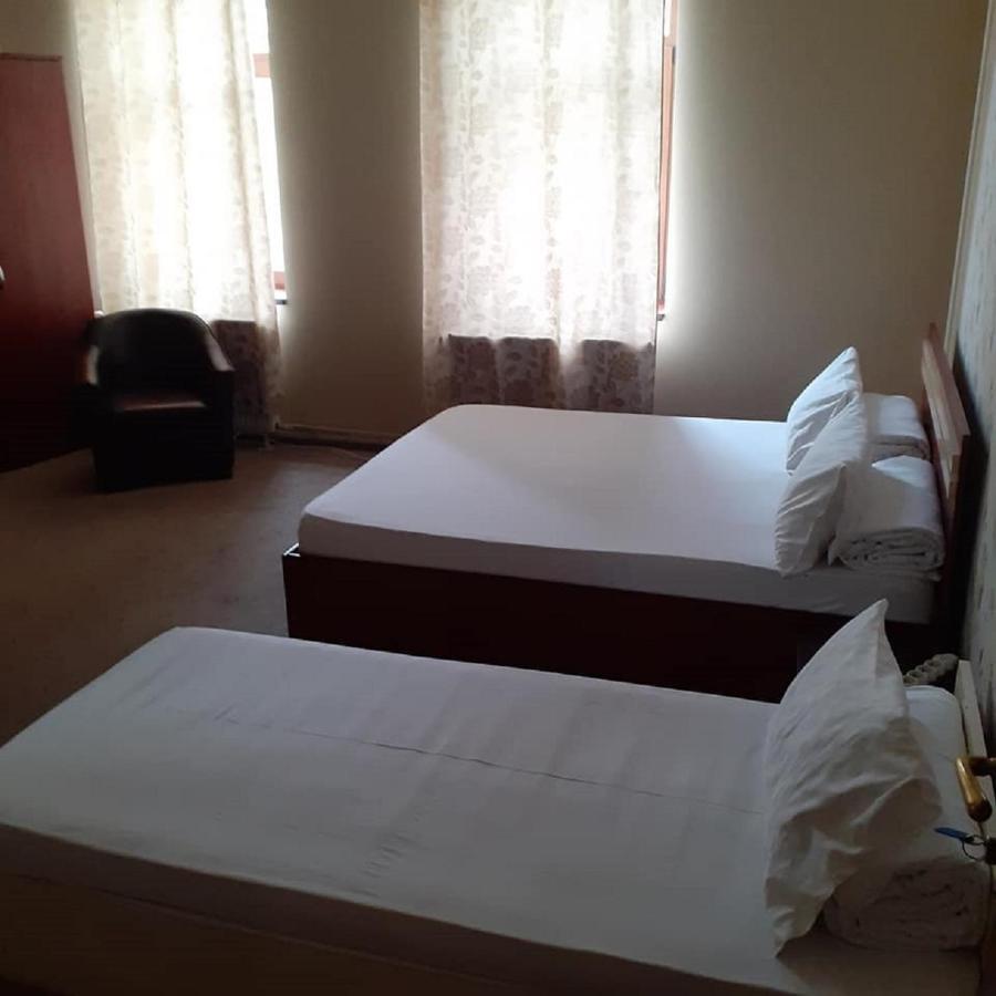 Hotel Lexus - Fost Cosmin Αράντ Εξωτερικό φωτογραφία