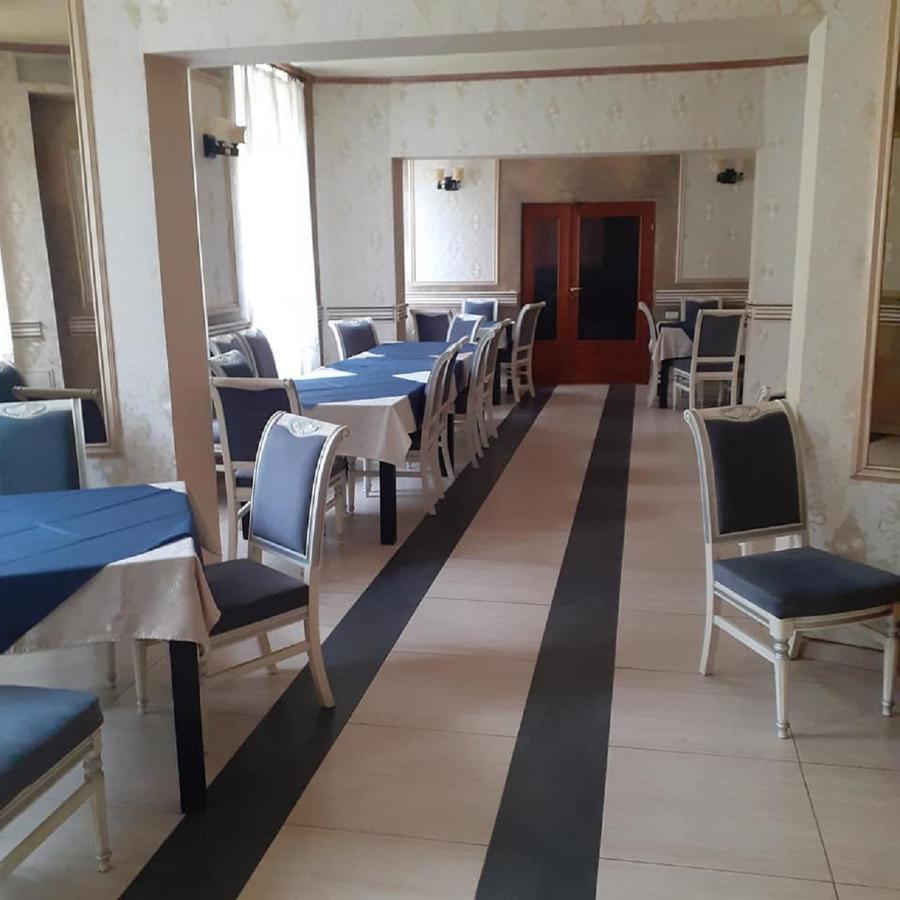 Hotel Lexus - Fost Cosmin Αράντ Εξωτερικό φωτογραφία